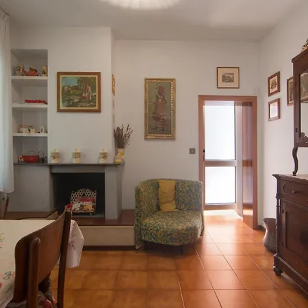 In Marche Near Lame Rosse Апартаменты